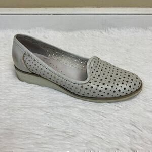 Andre Shoes Perforated Slip On Loafers White Shimmer Size EU 39 US 8.5-9